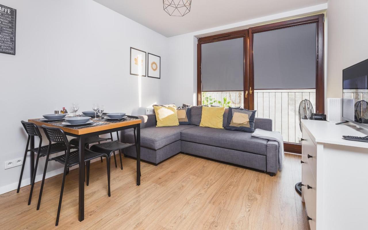 Sunflower Apartment Old Town Красков Екстериор снимка