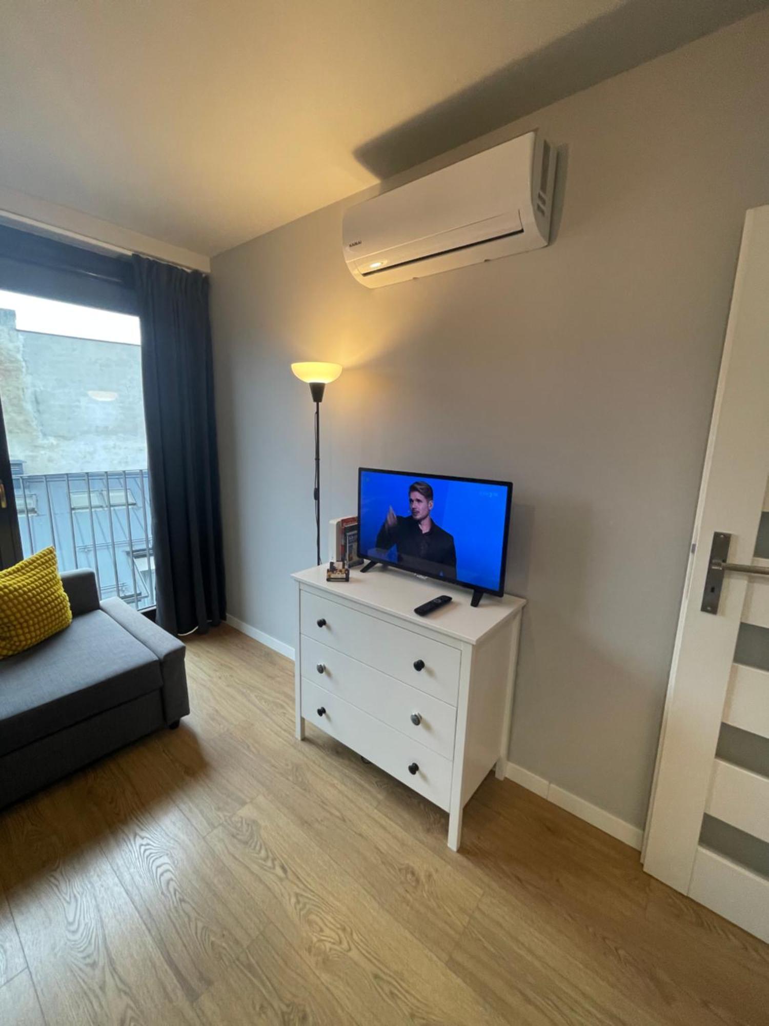 Sunflower Apartment Old Town Красков Екстериор снимка
