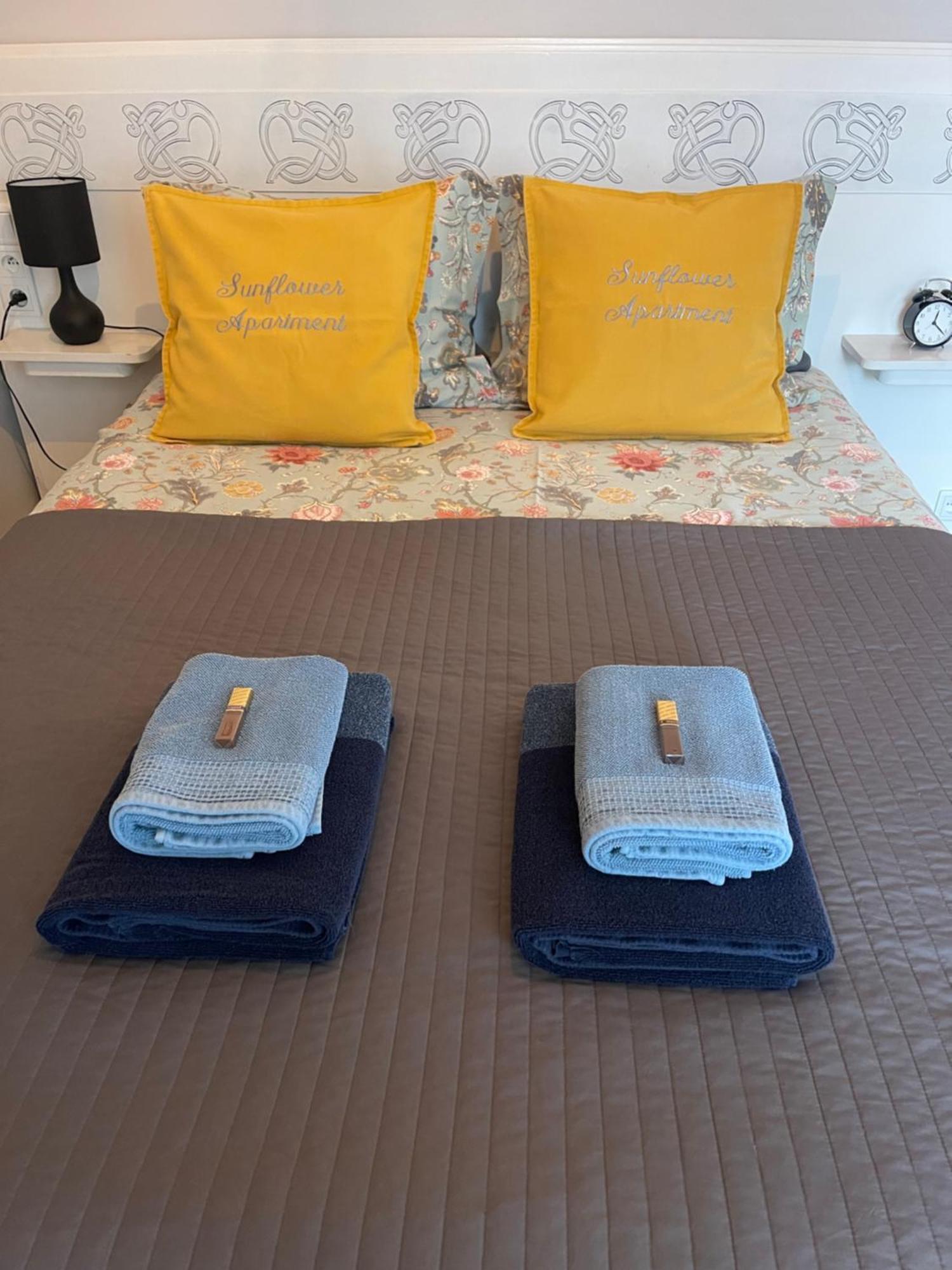 Sunflower Apartment Old Town Красков Екстериор снимка